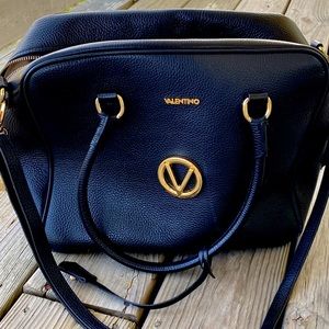 VALENTINO BY MARIO VALENTINO Large shoulder bag.